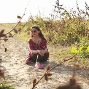 Meet your Posher, Rumana